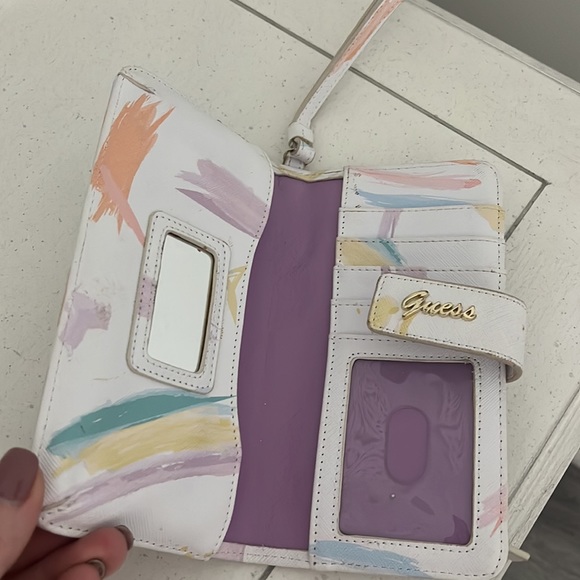 Guess wallet - Picture 3 of 3